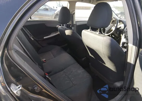 2010 Toyota Corolla S z USA, uszkodzony, nr VIN 2T1BU4EE4AC514482